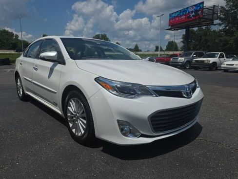 Used 2015 Toyota Avalon XLE Touring FWD image 1