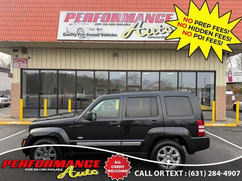 Used 2012 Jeep Liberty Sport image 3