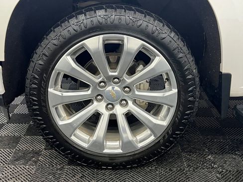 Used 2022 Chevrolet Silverado 1500 High Country image 10