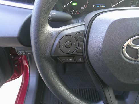 Used 2023 Toyota Corolla LE image 20