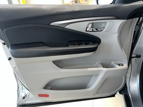 Used 2016 Honda Pilot EX image 15