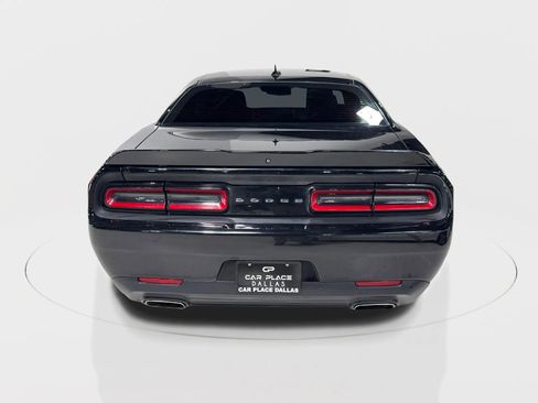 Used 2018 Dodge Challenger SXT Plus image 6