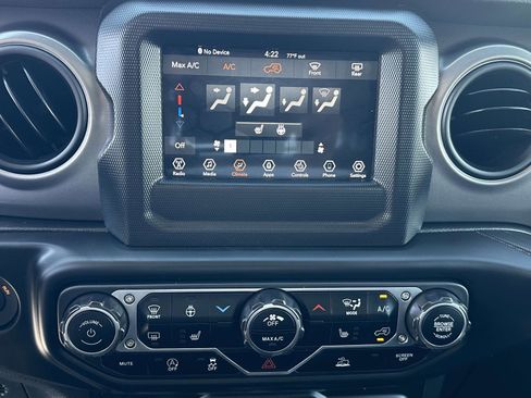 Used 2023 Jeep Wrangler Sport AWD/4WD image 8