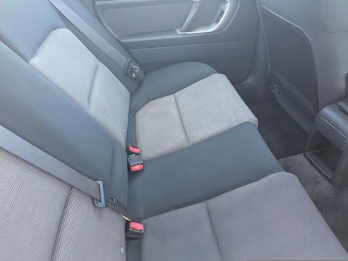 Used 2006 Subaru Legacy 2.5i Limited image 11