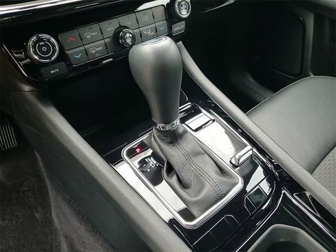 Used 2023 Jeep Compass Altitude w/ Convenience Group image 28