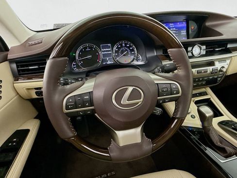 Used 2018 Lexus ES 350 image 11