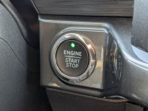 Certified 2021 Ford F150 XLT w/ Equipment Group 302A High image 30