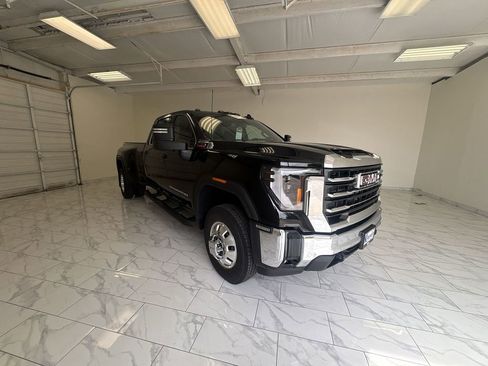 New 2026 GMC Sierra 3500 SLE w/ SLE Value Package image 2