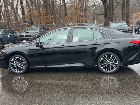 New 2026 Toyota Camry XLE image 5