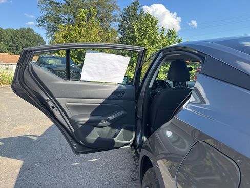 New 2025 Nissan Altima 2.5 S image 19