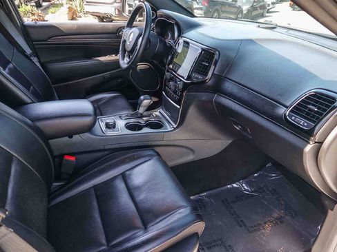 Certified 2019 Jeep Grand Cherokee High Altitude image 15