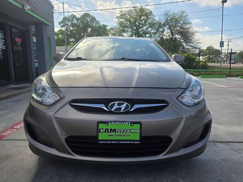 Used 2013 Hyundai Accent GLS image 8