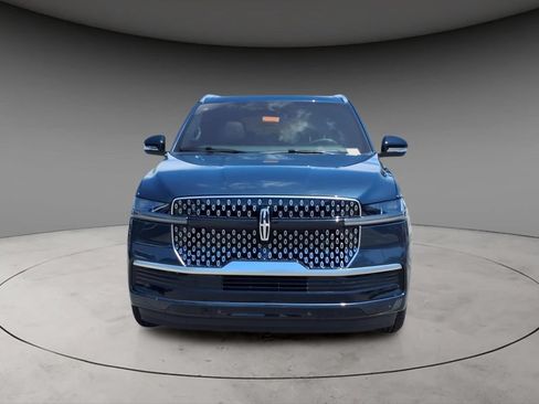 New 2026 Lincoln Navigator Reserve AWD/4WD image 15