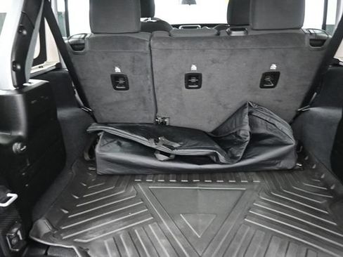 Used 2022 Jeep Wrangler Unlimited Sport AWD/4WD image 24