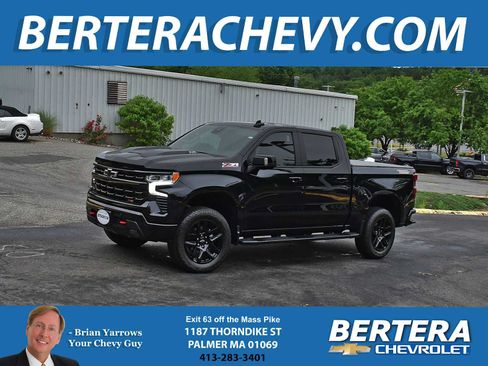 Used 2024 Chevrolet Silverado 1500 LT Trail Boss w/ LT Trail Boss Premium Package AWD/4WD image 1