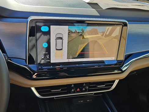 New 2026 Volkswagen Atlas Cross Sport SE image 17