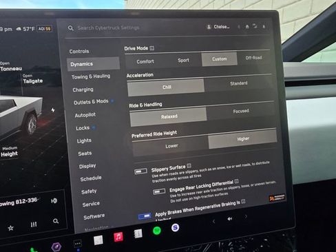 Used 2025 Tesla Cybertruck AWD Crew Cab image 45