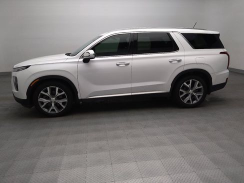 Used 2020 Hyundai Palisade SEL w/ Premium Package FWD image 2