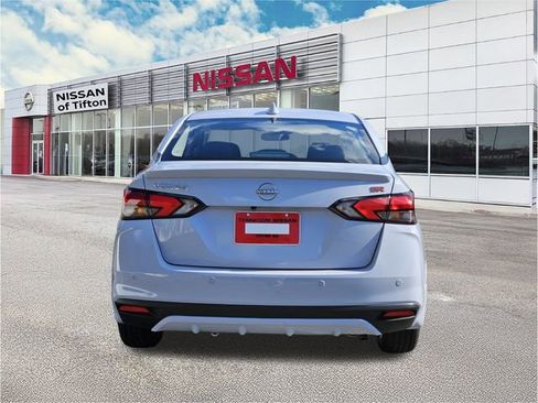 New 2025 Nissan Versa SR w/ Trunk Package FWD image 6