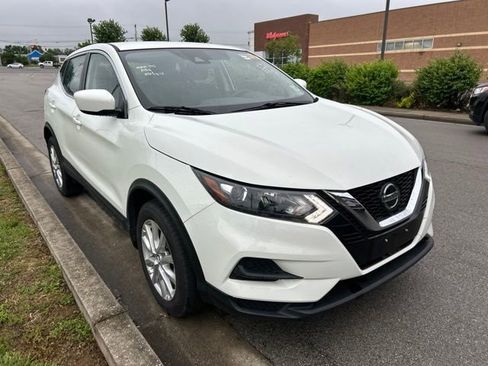 Used 2022 Nissan Rogue Sport S AWD/4WD image 2