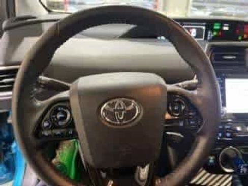 Used 2022 Toyota Prius Prime LE image 17