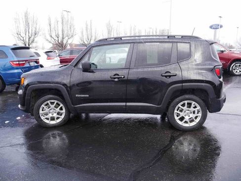 Used 2022 Jeep Renegade Latitude w/ Convenience Group image 16