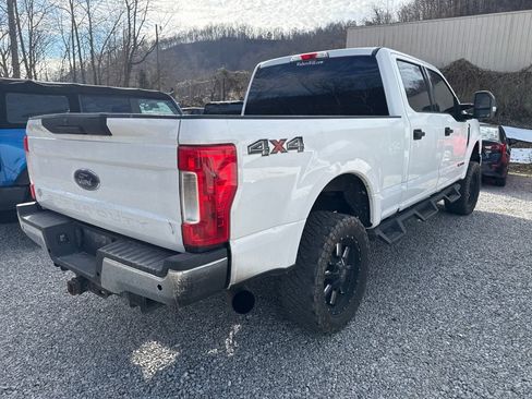 Used 2017 Ford F250 XLT image 4