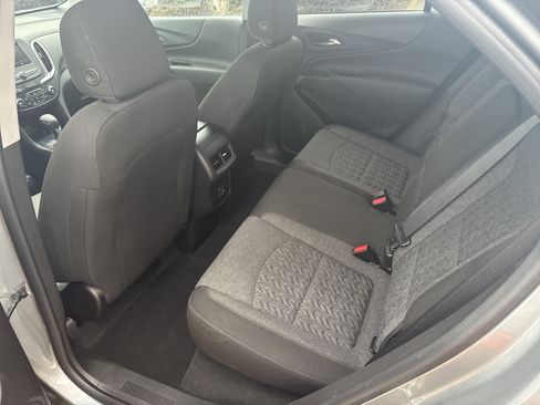 Used 2024 Chevrolet Equinox LT FWD image 11