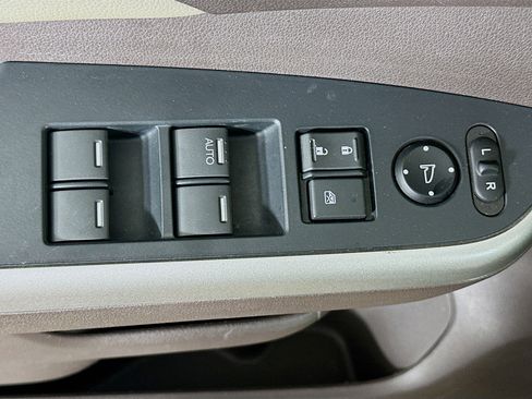 Used 2012 Honda CR-V EX-L image 15