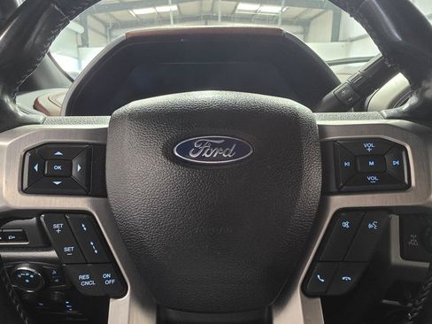 Used 2021 Ford F250 Platinum AWD/4WD image 15