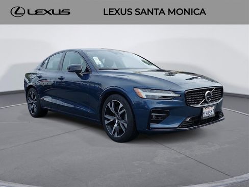 Used 2024 Volvo S60 B5 Plus image 3