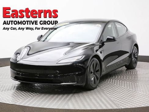 Used 2024 Tesla Model 3 Standard Range RWD image 1