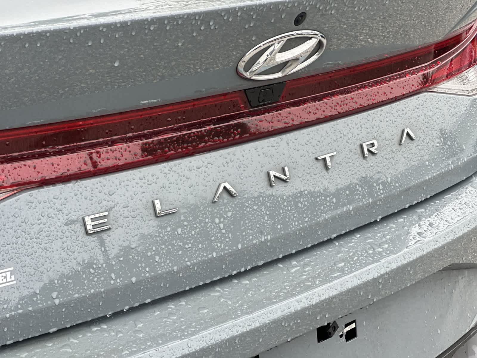 Used 2023 Hyundai Elantra SEL FWD image 11
