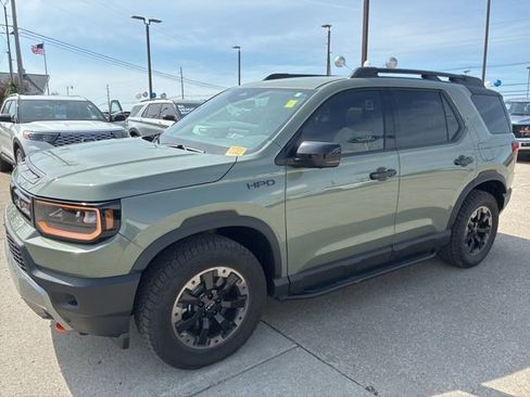 Used 2026 Honda Passport TrailSport Elite image 3