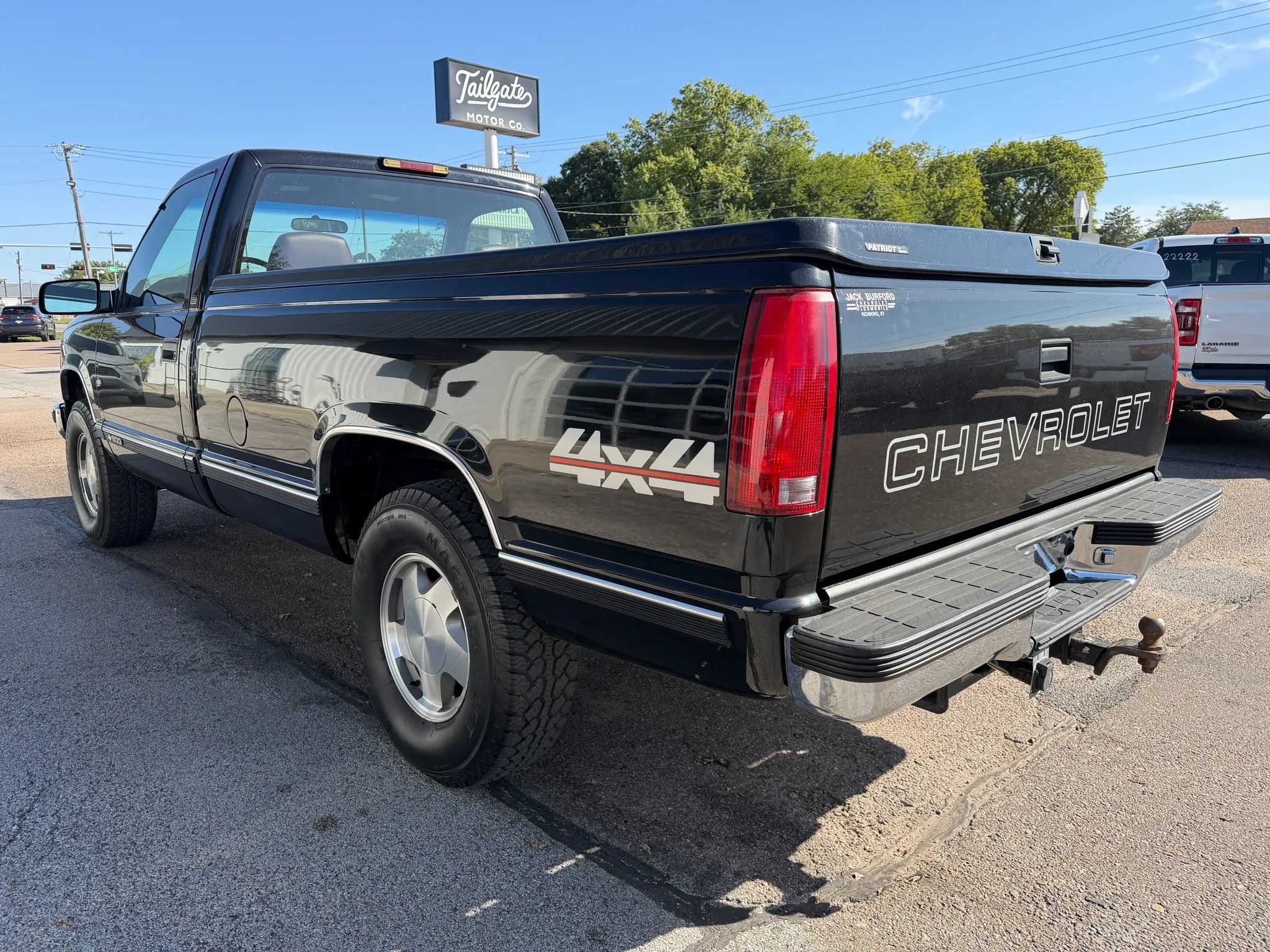 Used 1997 Chevrolet Silverado 1500 4x4 Regular Cab w/ Convenience Pkg image 5