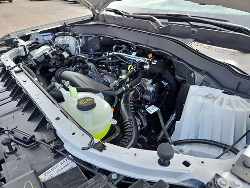 New 2026 Ford Explorer Active w/ Active Comfort Package image 15