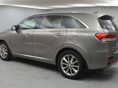 Used 2016 Kia Sorento SX w/ SXL Technology Package AWD/4WD image 7