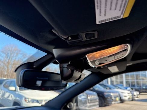 Certified 2022 Jeep Grand Cherokee Limited image 40