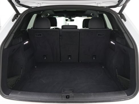 Used 2025 Audi Q5 2.0T Premium image 28