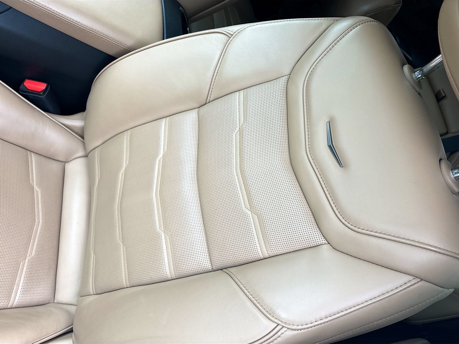Used 2025 Cadillac XT6 Sport w/ Platinum Package AWD/4WD image 20