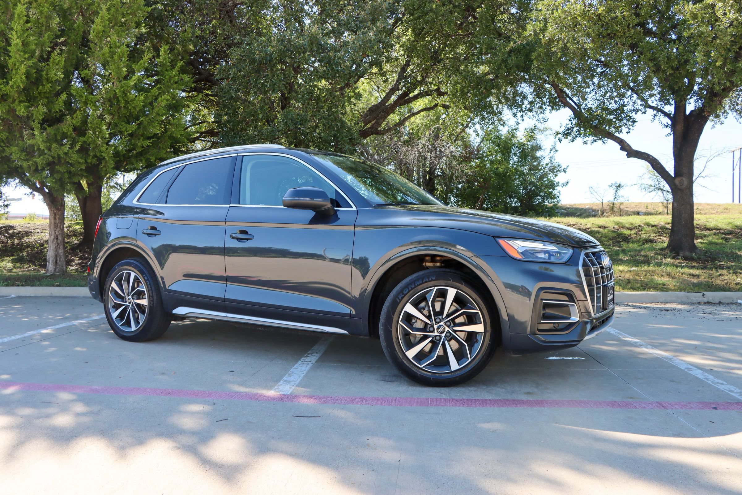Used 2021 Audi Q5 2.0T Premium Plus AWD/4WD image 1