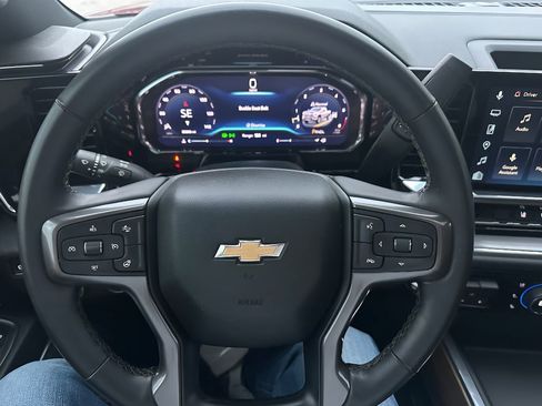 Used 2024 Chevrolet Silverado 2500 High Country w/ High Country Premium Package image 38