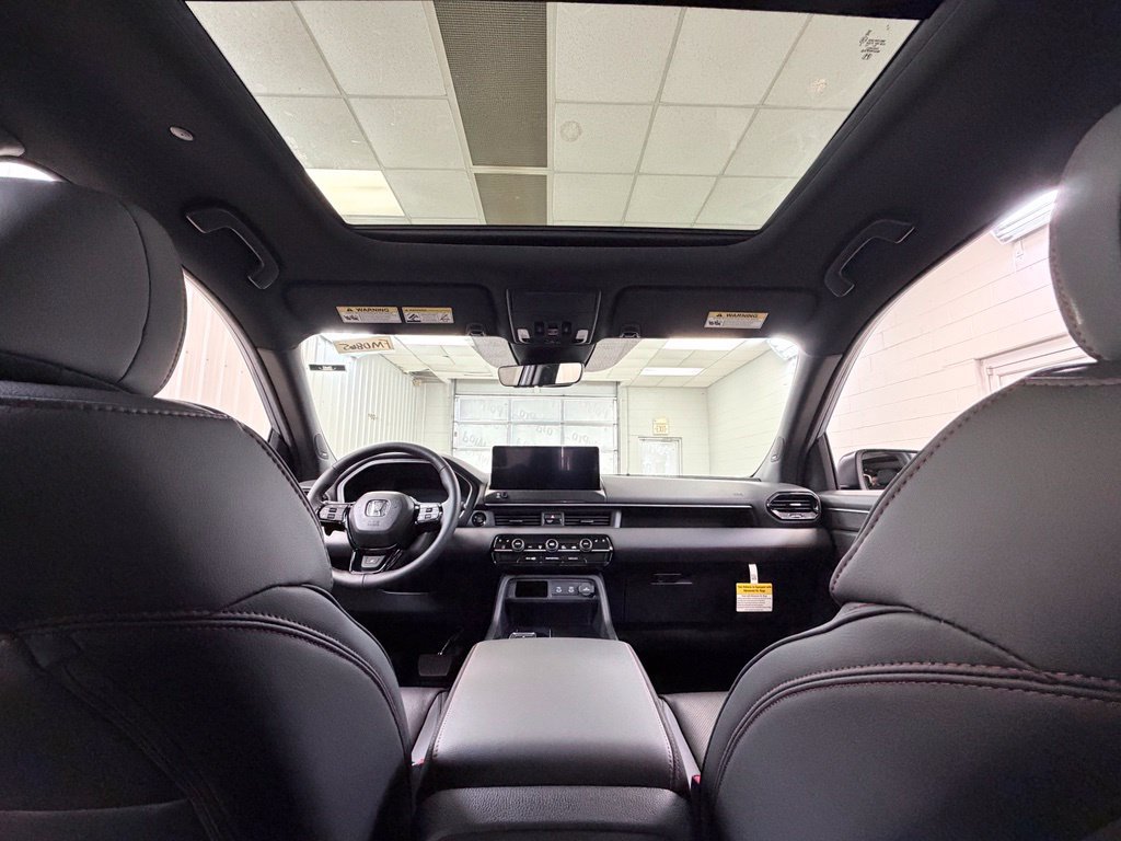 New 2026 Honda Pilot Black Edition image 33