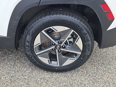 Used 2025 Hyundai Tucson SEL AWD/4WD image 8