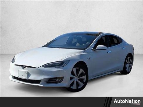 Used 2021 Tesla Model S Long Range image 1