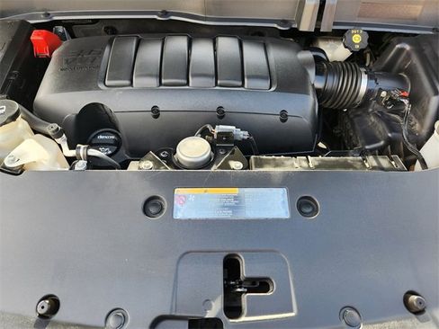 Used 2017 Buick Enclave Leather w/ Trailering Package image 32