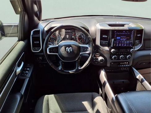 Used 2019 RAM 1500 Big Horn AWD/4WD image 12