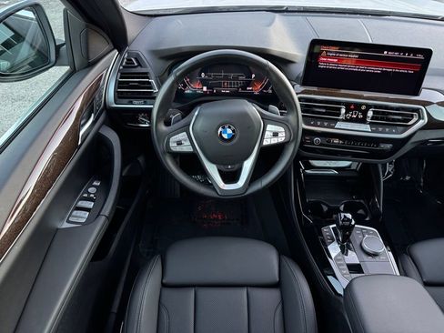 Used 2024 BMW X4 xDrive30i w/ Parking Assistance Package image 19