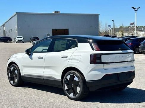 New 2026 Volvo EX30 Plus w/ Protection Package Premier image 25