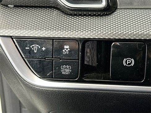 Used 2023 Kia Sportage LX image 22